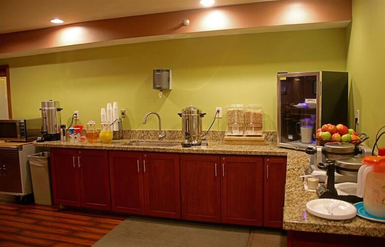 America's Best Value Inn Executive Suites & Hotel