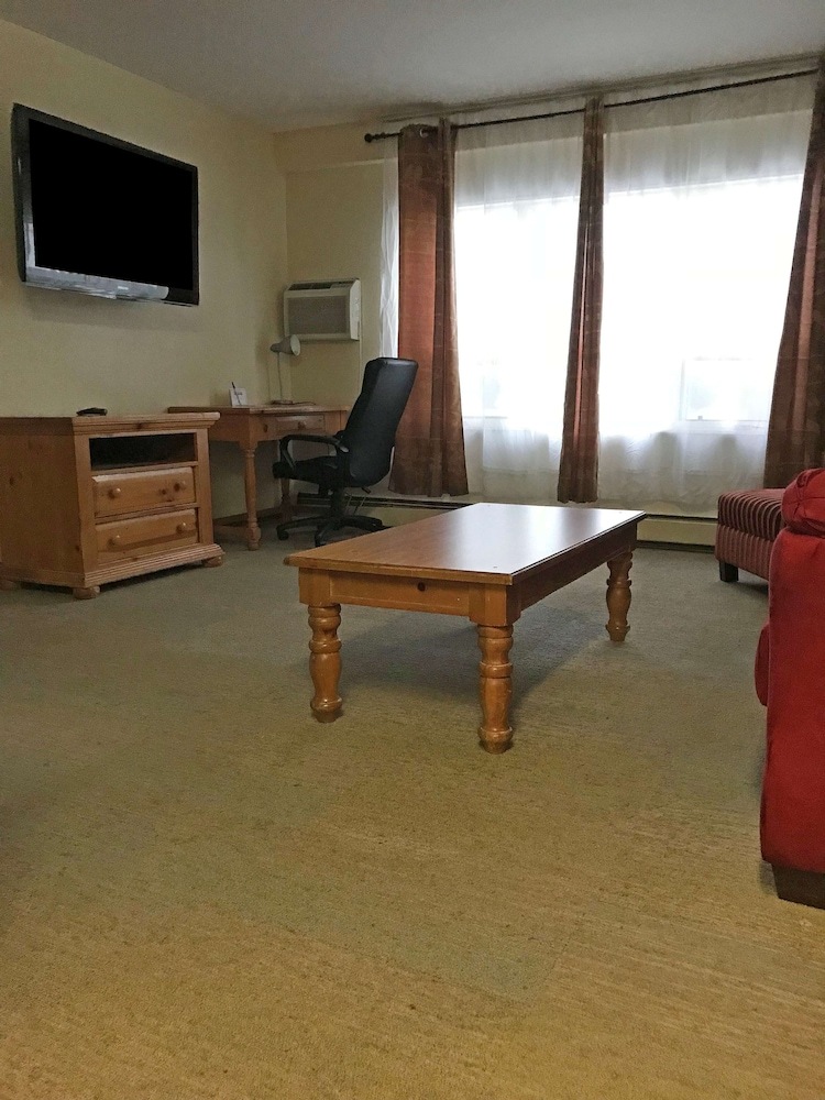 America's Best Value Inn Executive Suites & Hotel
