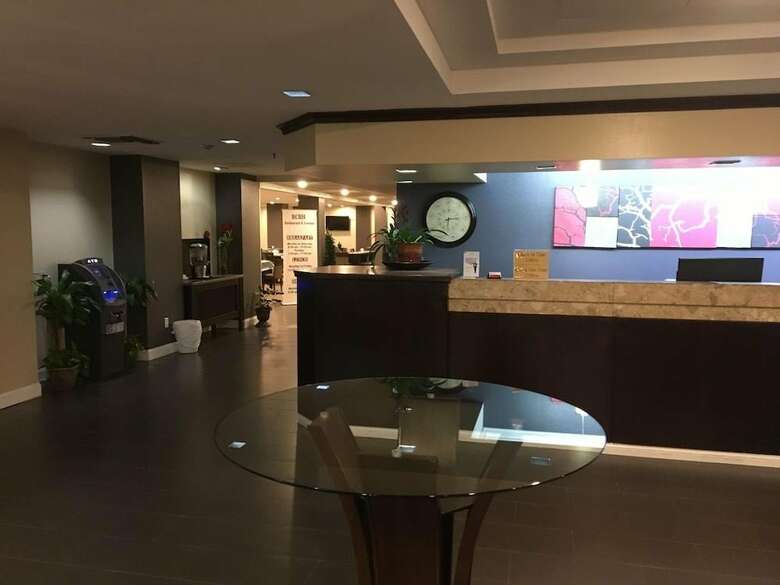 Hotel Ramada Airport Conference Center