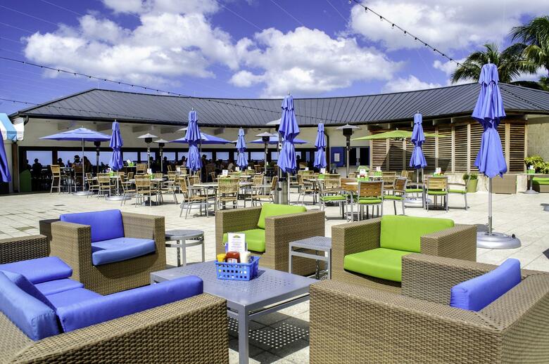 Naples Beach Hotel And Golf Club