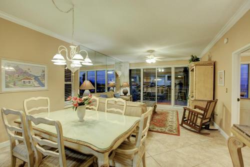 Hotel Tides At Topsl By Panhandle Getaways