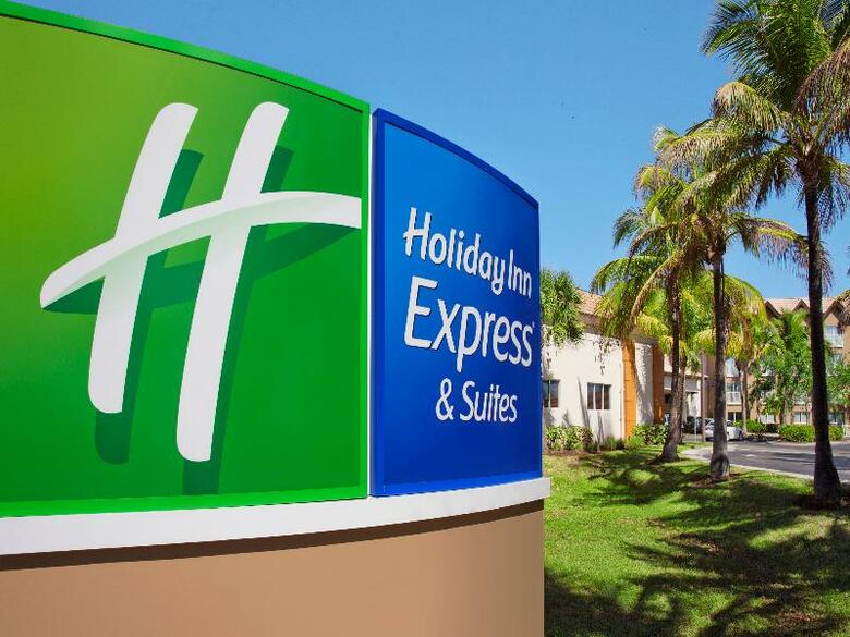 Hotel Holiday Inn Express Naples Downtown 5th Avenue