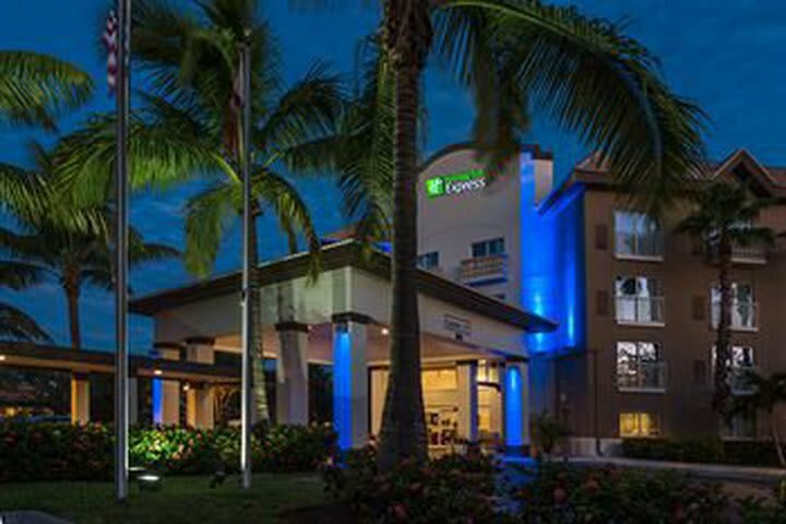 Hotel Holiday Inn Express Naples Downtown 5th Avenue