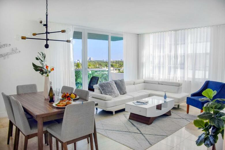 Apartamentos Seacoast Suites