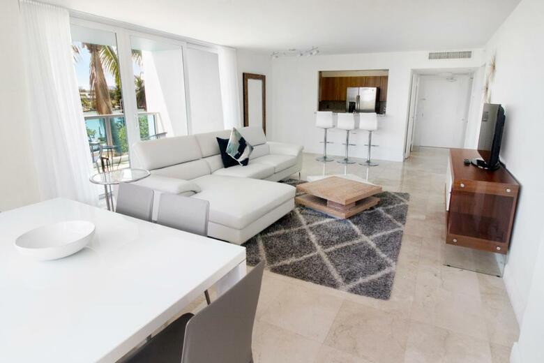 Apartamentos Seacoast Suites