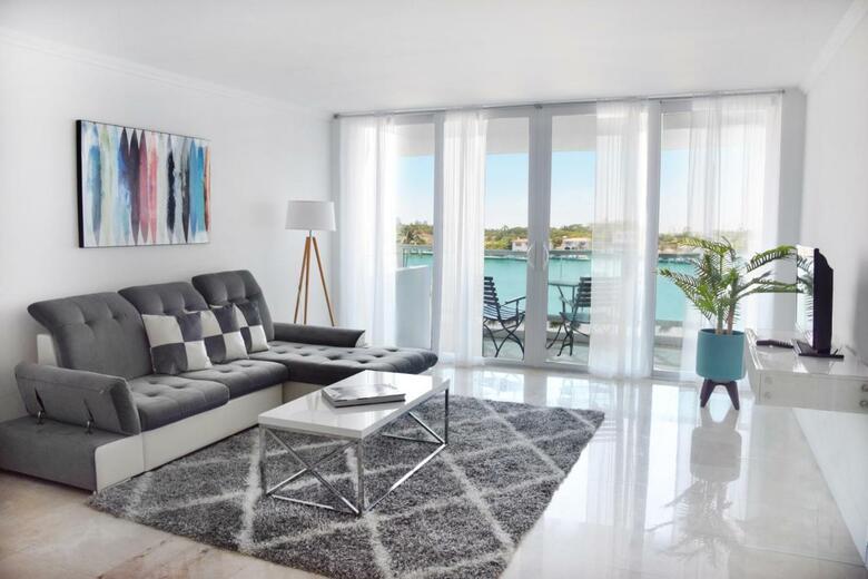Apartamentos Seacoast Suites