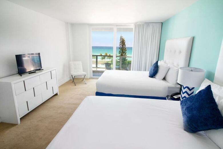 Apartamentos Seacoast Suites