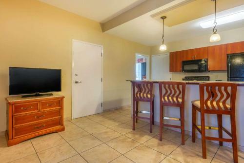 Hotel Clarion Inn Ormond Beach At Destination Daytona