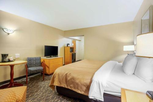 Hotel Clarion Inn Ormond Beach At Destination Daytona