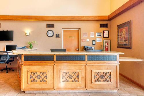 Hotel Clarion Inn Ormond Beach At Destination Daytona