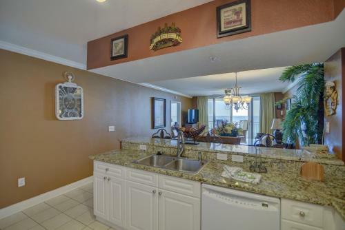 Hotel Emerald Beach Resort By Resort Collection