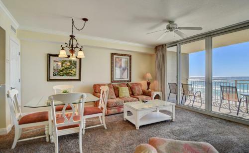 Hotel Emerald Beach Resort By Resort Collection