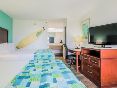 Surf & Sand Hotel