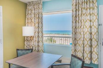 Hotel Days Inn Pensacola Beachfront
