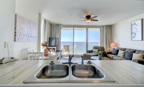 Hotel Majestic Beach Resort By Resort Collection
