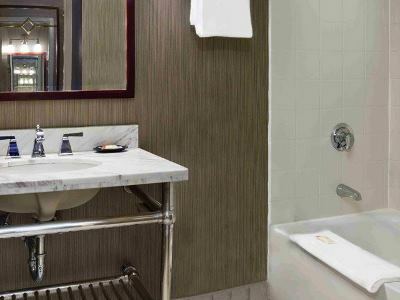 Sheraton Philadelphia University City Hotel