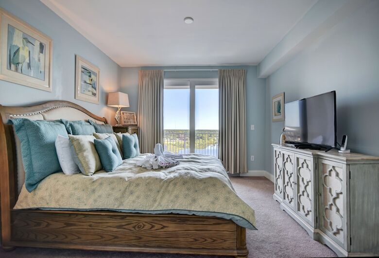 Aparthotel Laketown Wharf By Resort Collection
