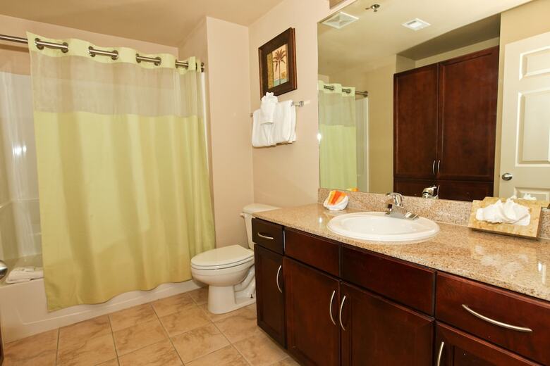 Aparthotel Laketown Wharf By Resort Collection