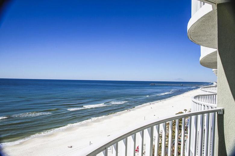 Hotel Legacy By The Sea