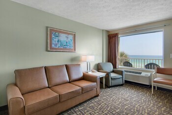 Hotel Legacy By The Sea