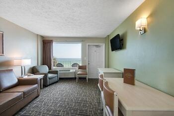 Hotel Legacy By The Sea