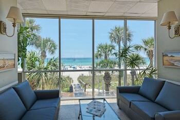 Hotel Legacy By The Sea