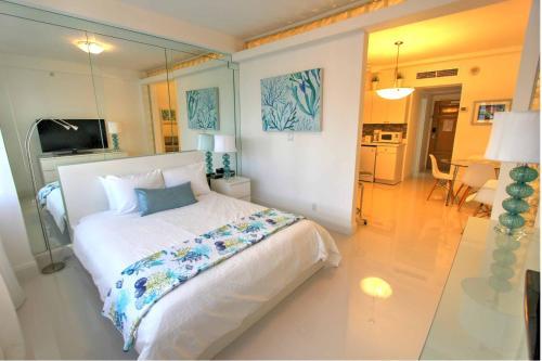 Deluxe Studios And Apartments At The Shelborne