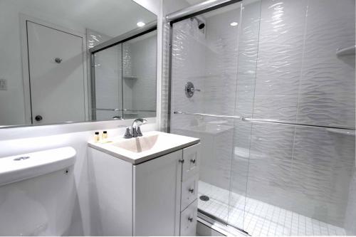 Deluxe Studios And Apartments At The Shelborne