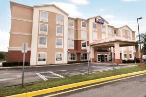 Hotel Comfort Inn & Suites Maingate South