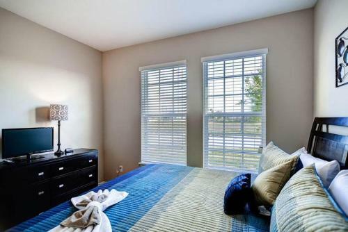 4329ac - Solterra Gated Resort