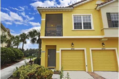 Two-bedroom Townhome Davenport