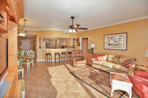 Hotel Coral Reef Resort By Panhandle Getaways