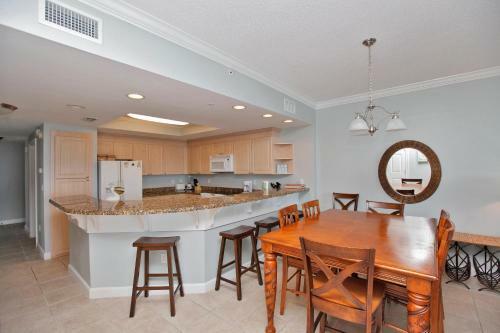 Hotel Boardwalk Beach Resort By Panhandle Getaways