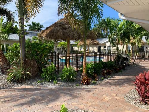 Hotel Twin Palms At Siesta