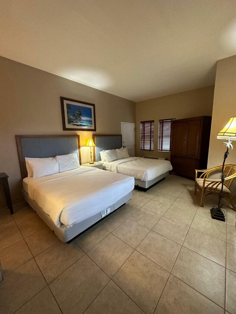 Hotel Tahitian Inn & Spa Tampa