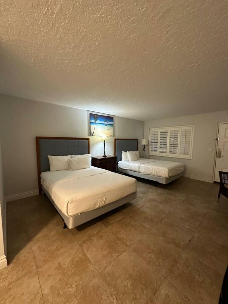Hotel Tahitian Inn & Spa Tampa