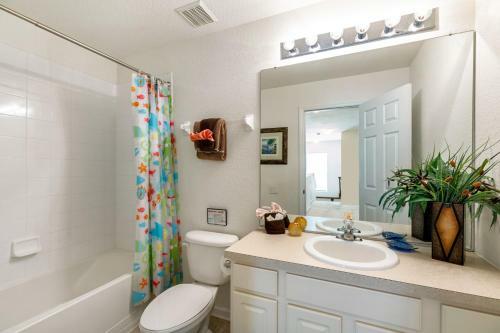 Olivia's Dream Villa In Windsor Hills