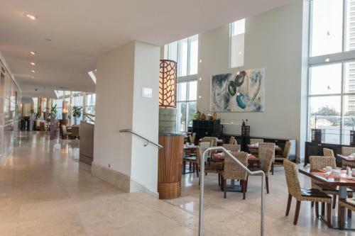 Marenas Beach Resort Apartments