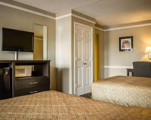 Motel Rodeway Inn & Suites Tampa