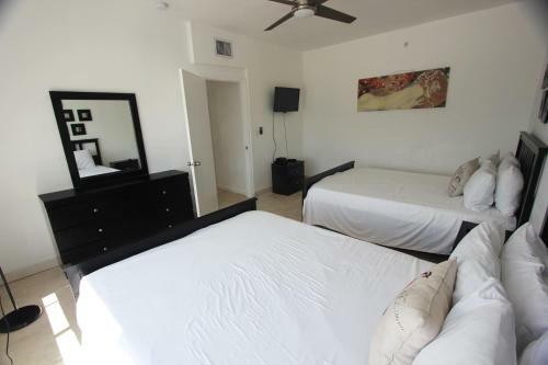 918 Ocean Drive Apartments