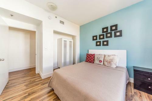 918 Ocean Drive Apartments