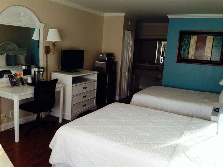 Hotel Vero Beach Inn & Suites