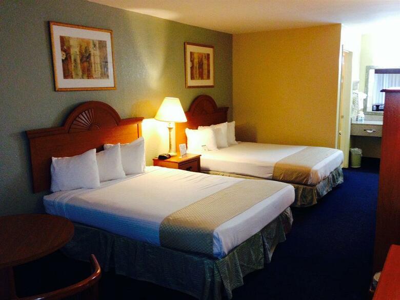 Hotel Vero Beach Inn & Suites