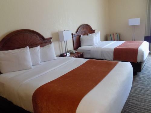 Hotel Baymont Augusta Riverwatch