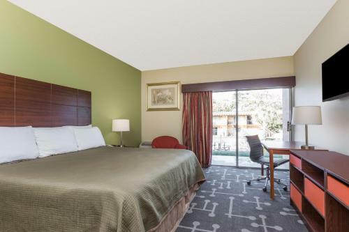 Motel Howard Johnson Athens