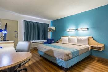 Motel 6 Atlanta Downtown
