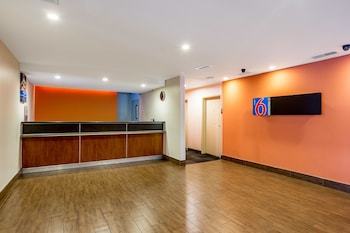 Motel 6 Atlanta Downtown