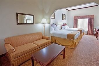 Holiday Inn Express Hotel & Suites Commerce-tanger Outlets