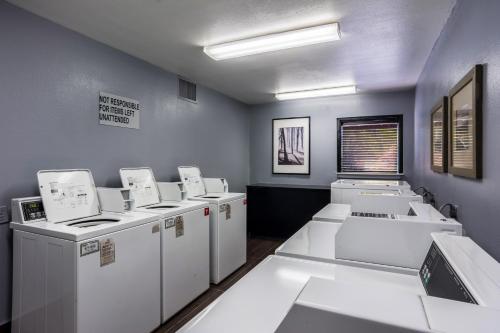 Motel 6 Atlanta Northwest - Marietta