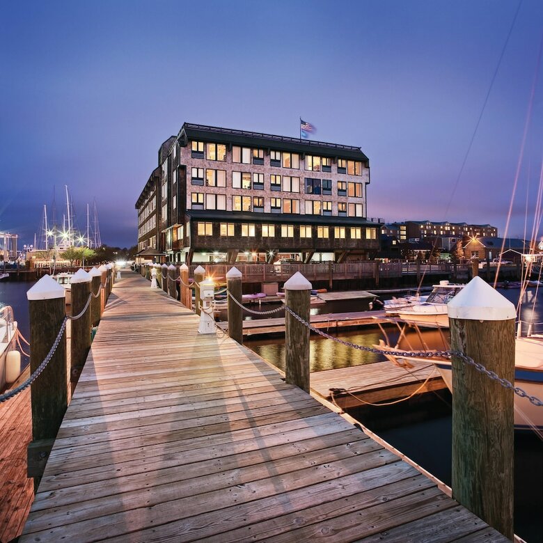 Hotel Wyndham Inn On Long Wharf